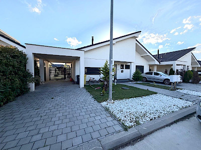 LEGIS REALITY - Moderný 4-izbový rodinný dom v Dolnej Krupej – časť Potôčky